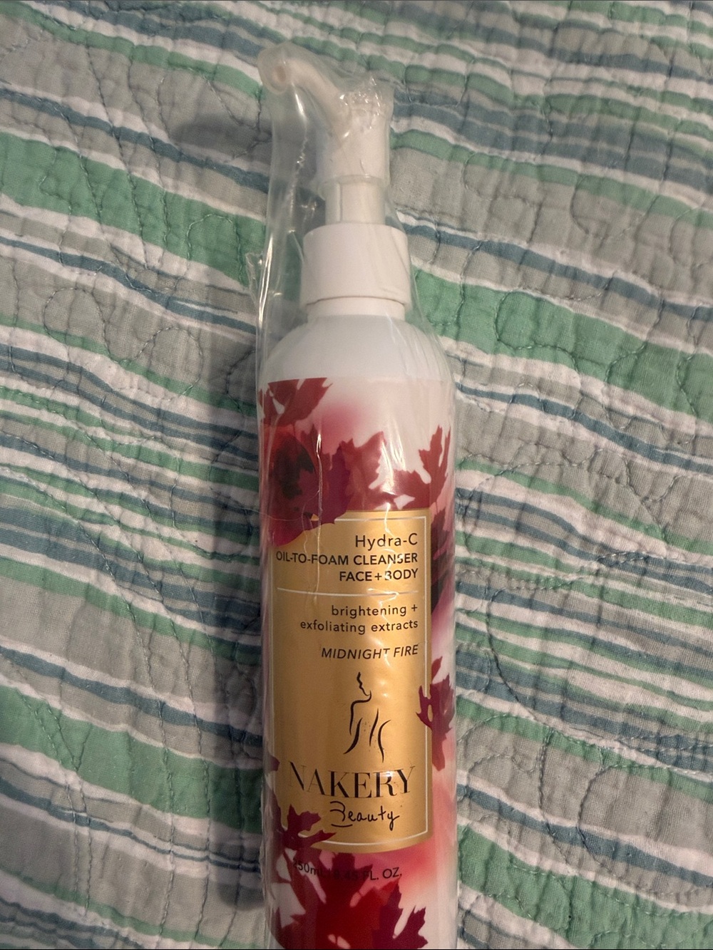 Nakery Beauty Hydra-C Oil-to-Foam Cleanser - Midnight Fire (White & Red)